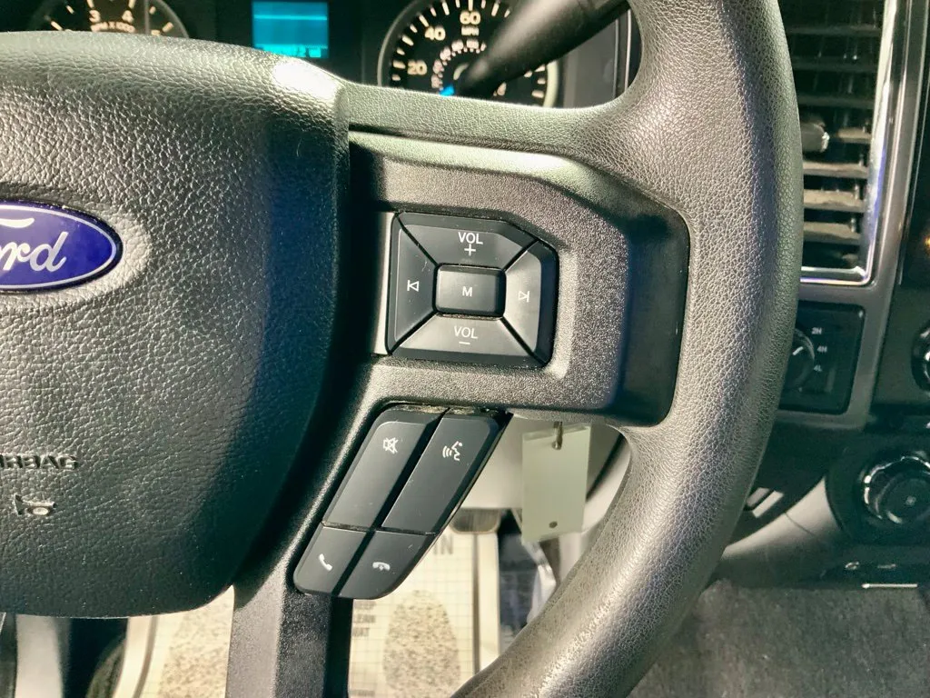 Ford F-150 photo 24