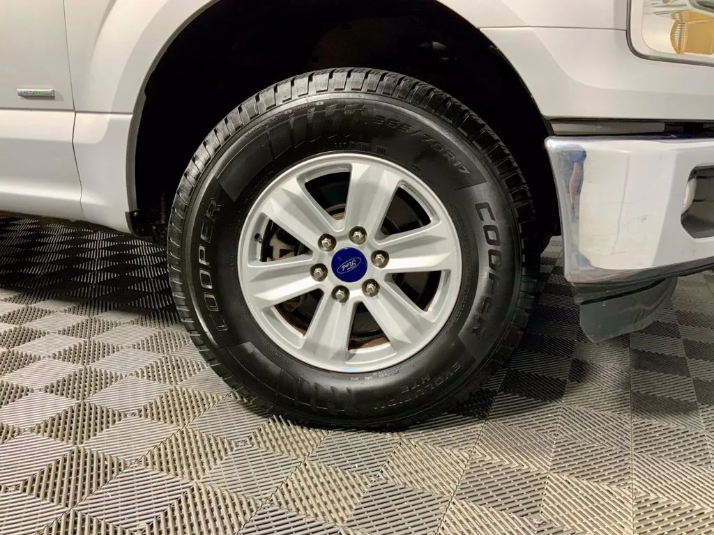 Ford F-150 photo 32