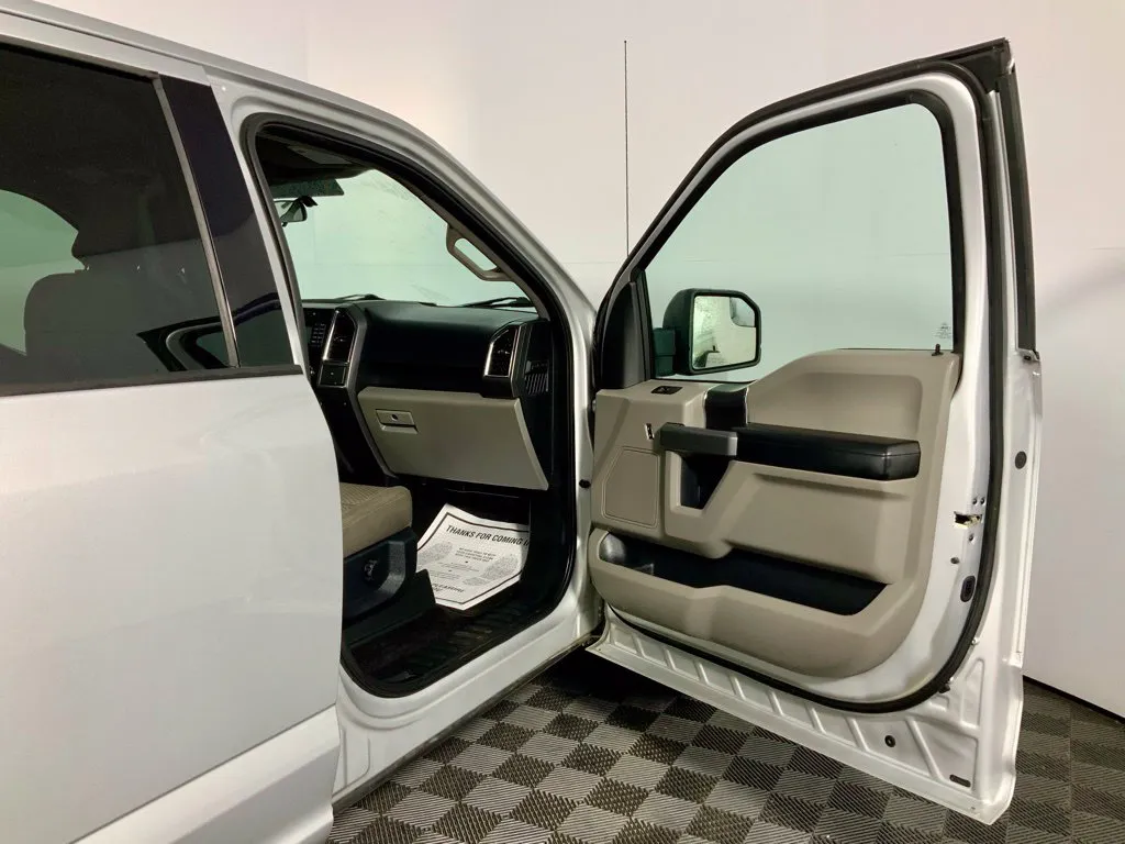 Ford F-150 photo 30