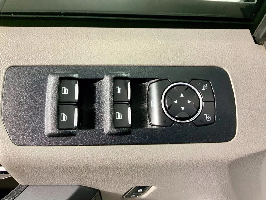 Ford F-150 photo 19