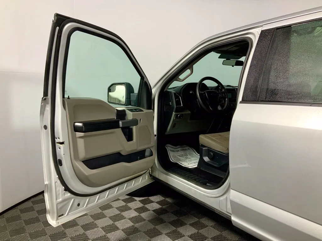 Ford F-150 photo 16