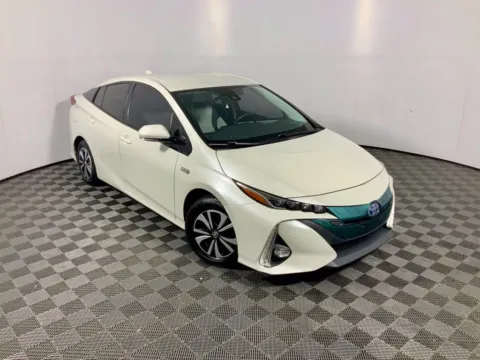 More photos of 2018 Toyota Prius Prime Advanced at Don Wood Ford Lincoln, OH