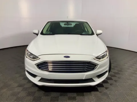More photos of 2017 Ford Fusion SE at Don Wood Ford Lincoln, OH