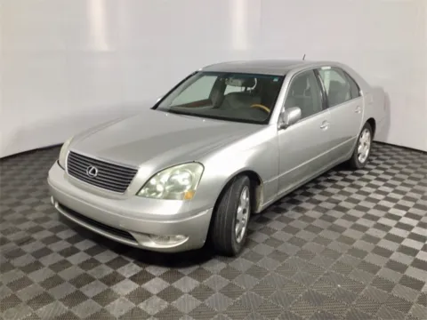 More photos of 2003 Lexus LS 430 at Don Wood Ford Lincoln, OH