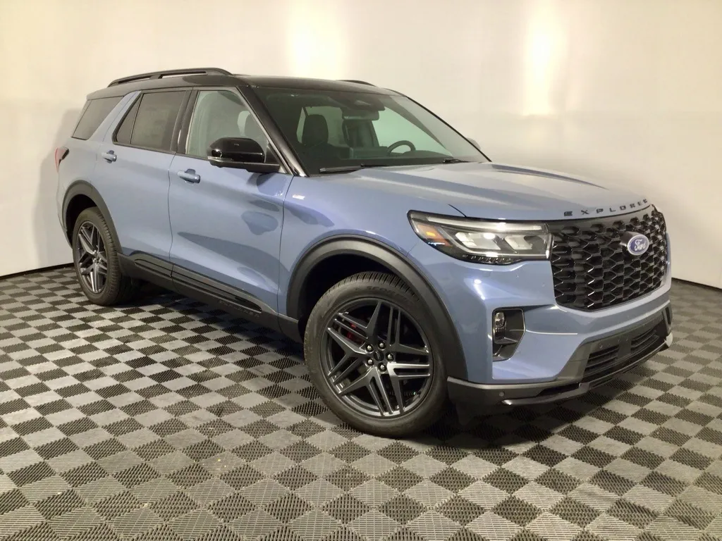 Blue 2025 Ford Explorer ST-Line for sale in Athens, OH