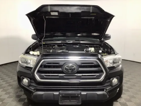 More photos of 2018 Toyota Tacoma SR5 at Don Wood Ford Lincoln, OH