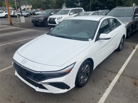 Another view of 2024 Hyundai Elantra SEL for sale in Athens, OH at Don Wood Ford Lincoln
