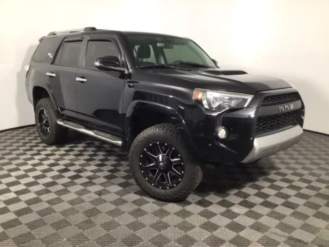 More photos of 2017 Toyota 4Runner SR5 at Don Wood Ford Lincoln, OH