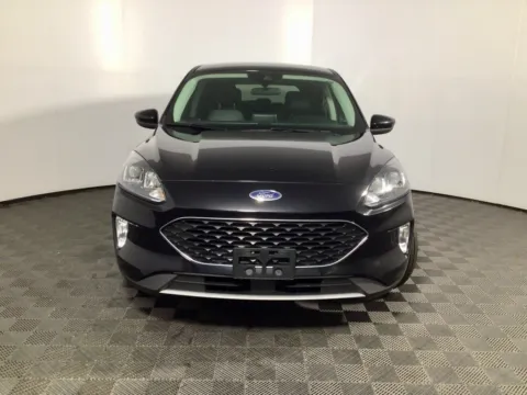 More photos of 2022 Ford Escape Plug-In Hybrid SEL at Don Wood Ford Lincoln, OH