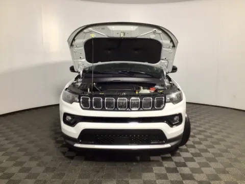 More photos of 2022 Jeep Compass Limited at Don Wood Ford Lincoln, OH