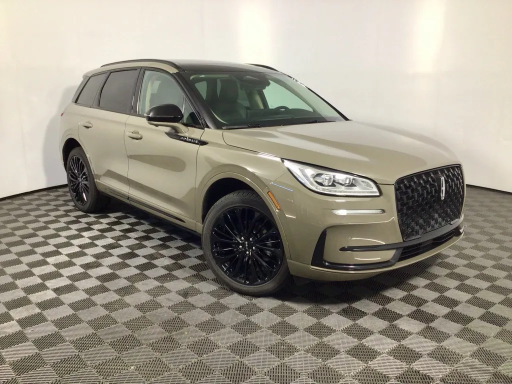 Gray 2025 Lincoln Corsair Reserve for sale in Athens, OH