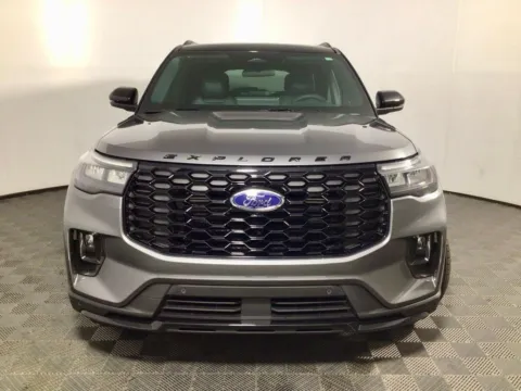 More photos of 2025 Ford Explorer ST-Line at Don Wood Ford Lincoln, OH