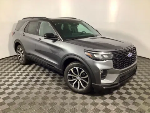 More photos of 2025 Ford Explorer ST-Line at Don Wood Ford Lincoln, OH