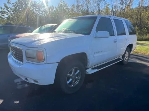 Another view of 2000 Cadillac Escalade for sale in Athens, OH at Don Wood Ford Lincoln