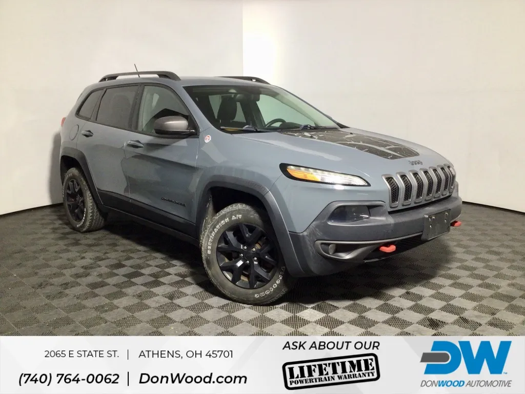 Gray 2015 Jeep Cherokee Trailhawk for sale in Athens, OH