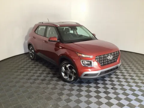 More photos of 2023 Hyundai Venue Limited at Don Wood Ford Lincoln, OH
