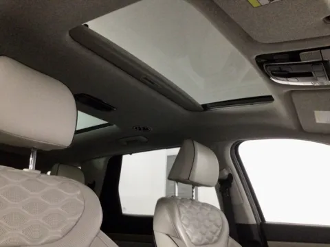 Another view of 2021 Hyundai Palisade Limited for sale in Athens, OH at Don Wood Ford Lincoln