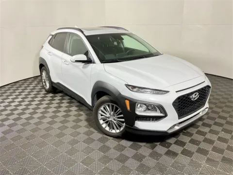 More photos of 2020 Hyundai Kona SEL Plus at Don Wood Toyota, OH