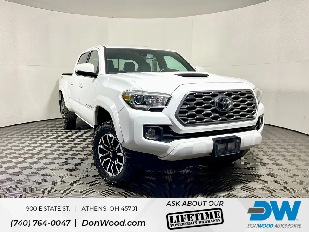White 2020 Toyota Tacoma TRD Sport for sale in Athens, OH