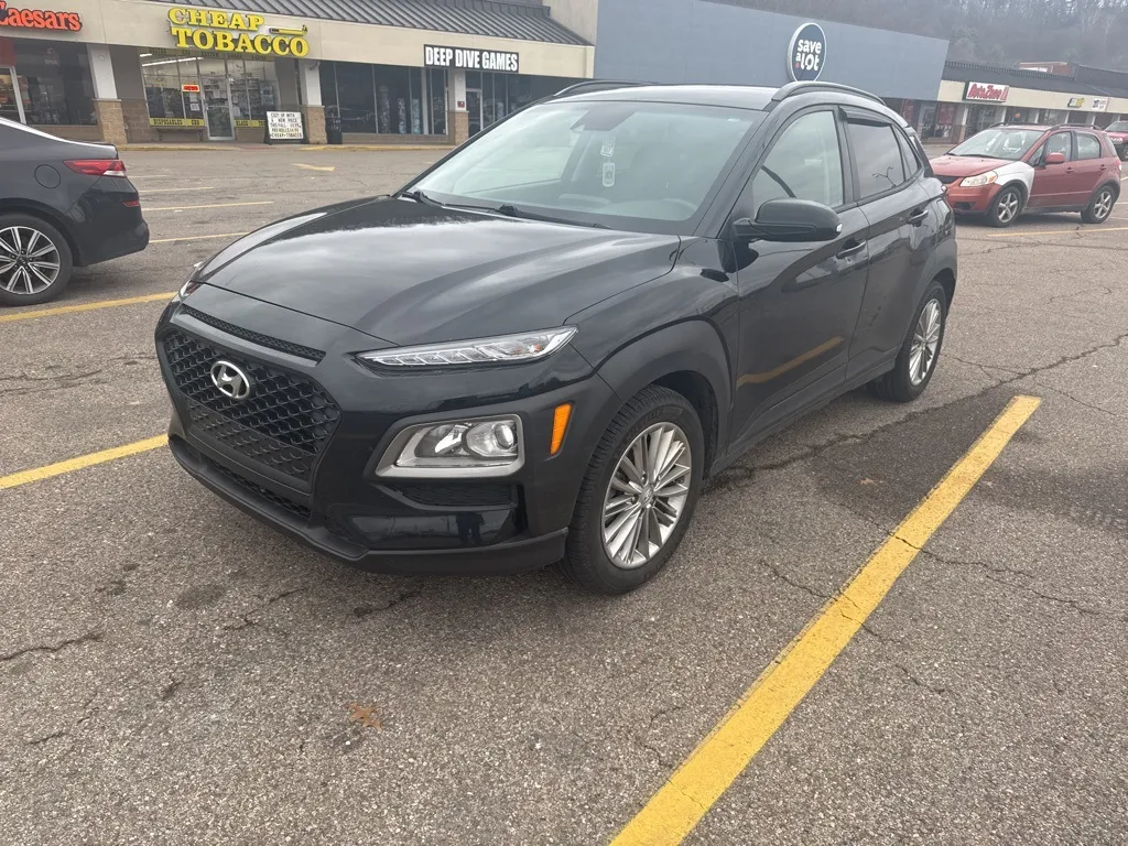 Black 2021 Hyundai Kona SEL for sale in Athens, OH