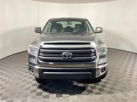 More photos of 2015 Toyota Tundra SR5 at Don Wood Toyota, OH
