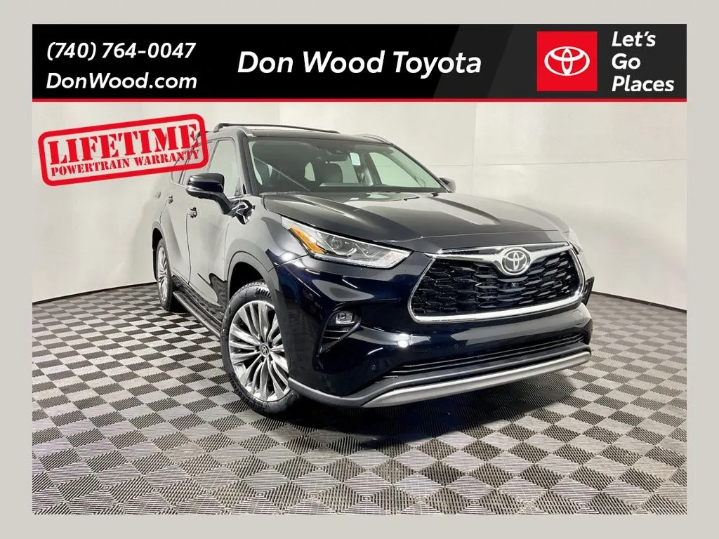 2026 Toyota Highlander Hybrid Platinum for sale in Athens, OH