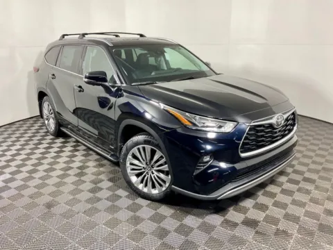More photos of 2026 Toyota Highlander Hybrid Platinum at Don Wood Toyota, OH