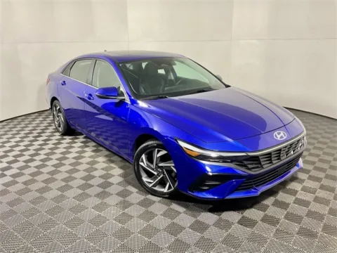 More photos of 2024 Hyundai Elantra Hybrid Limited at Don Wood Toyota, OH