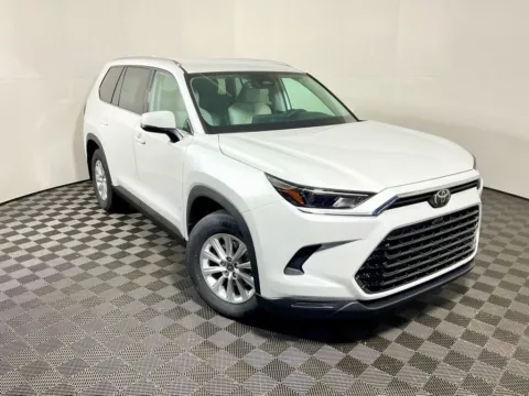 More photos of 2026 Toyota Grand Highlander XLE at Don Wood Toyota, OH