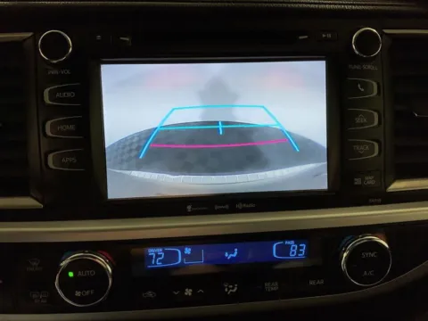 More photos of 2016 Toyota Highlander XLE V6 at Don Wood Toyota, OH