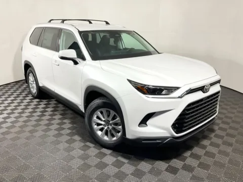 More photos of 2026 Toyota Grand Highlander Hybrid XLE at Don Wood Toyota, OH
