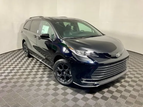More photos of 2026 Toyota Sienna Woodland Edition at Don Wood Toyota, OH