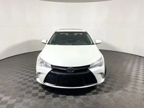 More photos of 2016 Toyota Camry SE at Don Wood Toyota, OH