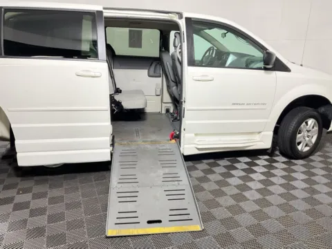 Photos of 2010 Dodge Grand Caravan SE for sale in Athens, OH at Don Wood Toyota