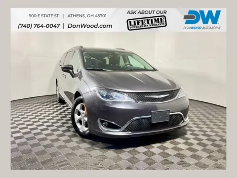 Gray 2017 Chrysler Pacifica Touring L Plus for sale in Athens, OH