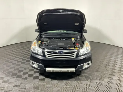 More photos of 2012 Subaru Outback 3.6R at Don Wood Toyota, OH