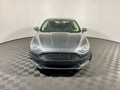 More photos of 2018 Ford Fusion SE at Don Wood Toyota, OH