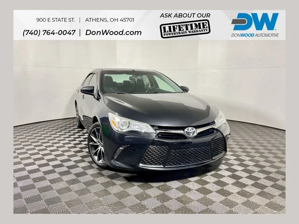 Black 2015 Toyota Camry XSE for sale in Athens, OH