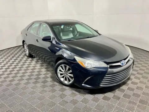 More photos of 2015 Toyota Camry Hybrid XLE at Don Wood Toyota, OH