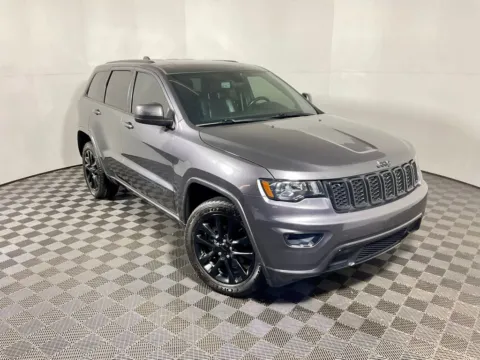 More photos of 2020 Jeep Grand Cherokee Altitude at Don Wood Toyota, OH