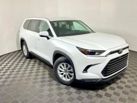 More photos of 2026 Toyota Grand Highlander XLE at Don Wood Toyota, OH