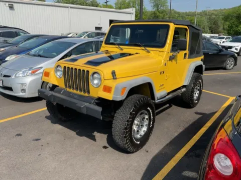 More photos of 2004 Jeep Wrangler X at Don Wood Toyota, OH