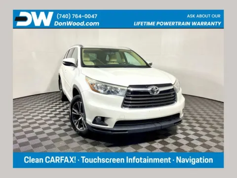 White 2016 Toyota Highlander XLE V6 for sale in Athens, OH