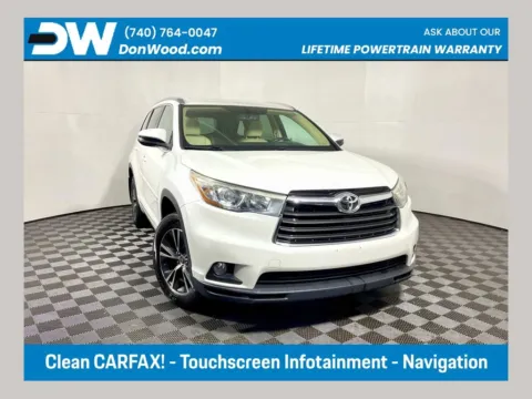 White 2016 Toyota Highlander XLE V6 for sale in Athens, OH