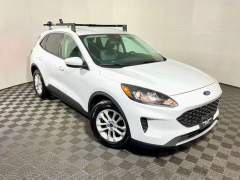 More photos of 2021 Ford Escape SE at Don Wood Toyota, OH