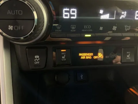 More photos of 2020 Toyota RAV4 Hybrid XSE at Don Wood Toyota, OH