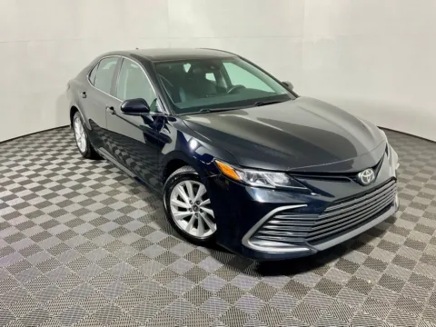 More photos of 2022 Toyota Camry LE at Don Wood Toyota, OH