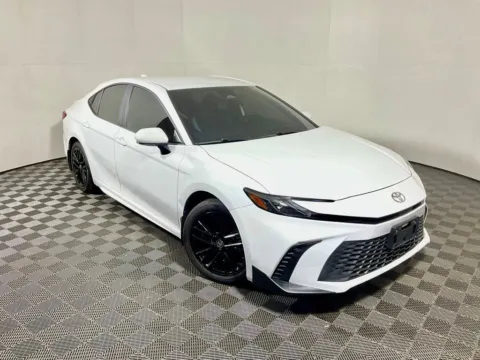 More photos of 2025 Toyota Camry SE at Don Wood Toyota, OH