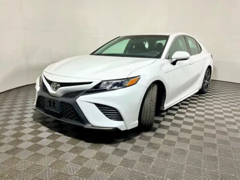 Photos of 2018 Toyota Camry SE for sale in Athens, OH at Don Wood Toyota