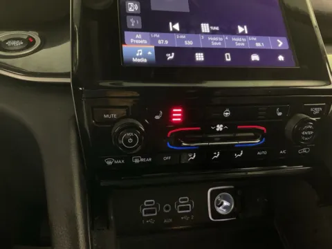 More photos of 2022 Jeep Grand Cherokee L Laredo at Don Wood Toyota, OH
